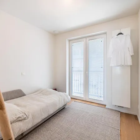 In With Stunning Sea View, Cleaning Included